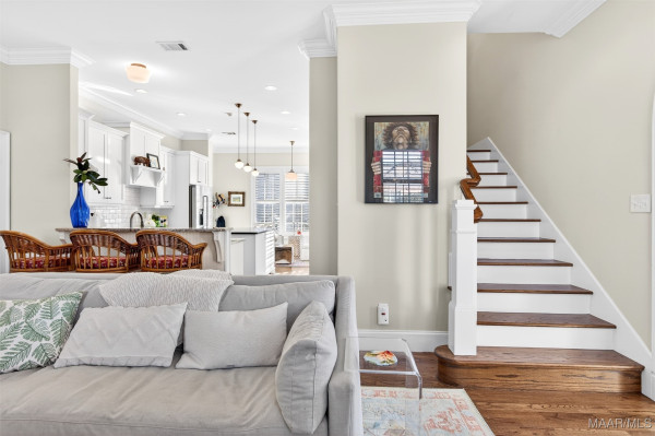3737 Lockwood Lane
