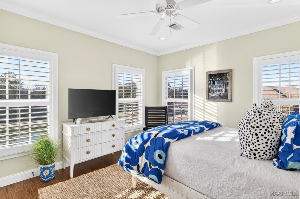 3737 Lockwood Lane