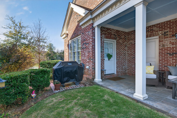 3737 Lockwood Lane