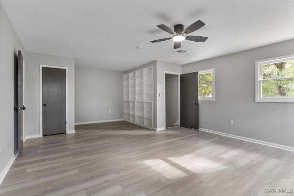 1110 Deramus Court