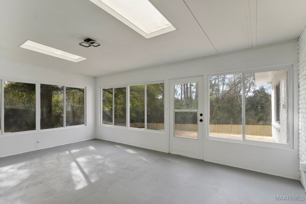 1110 Deramus Court