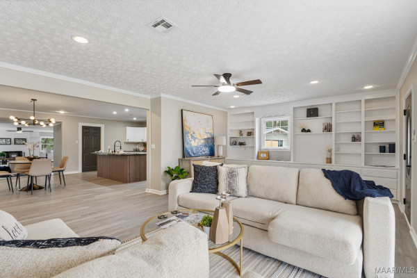 1110 Deramus Court