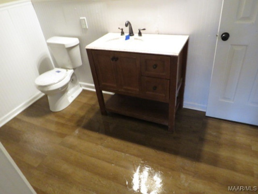 1100 WOODWARD Avenue