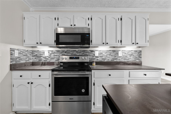 168 County Road 454 .