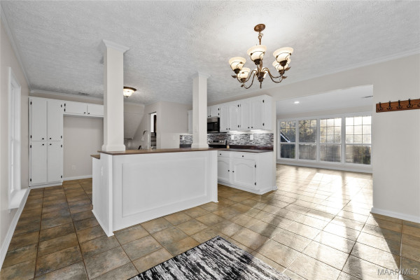 168 County Road 454 .