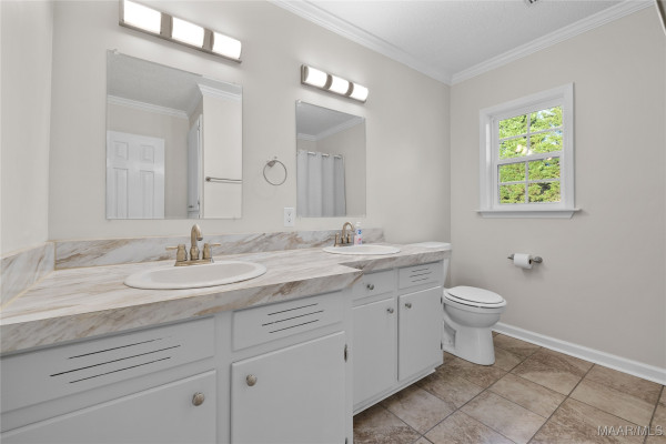 168 County Road 454 .