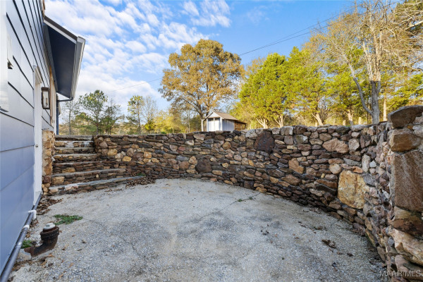 168 County Road 454 .