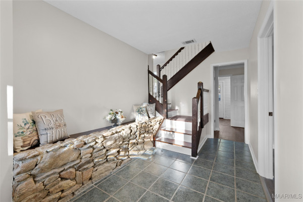 168 County Road 454 .