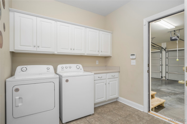 5540 Ash Grove Circle