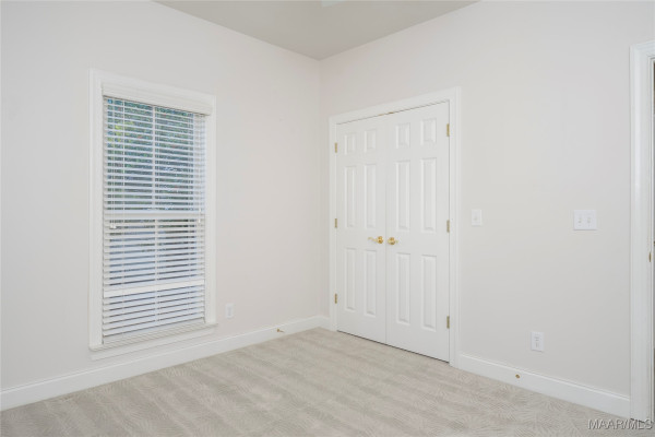 5540 Ash Grove Circle