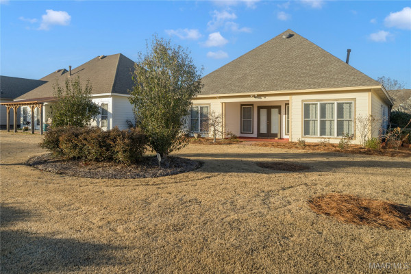 5540 Ash Grove Circle