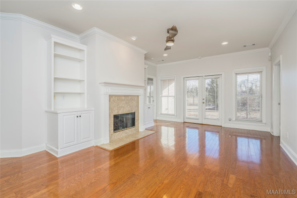 5540 Ash Grove Circle