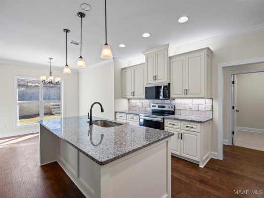 79 Birchwood Lane