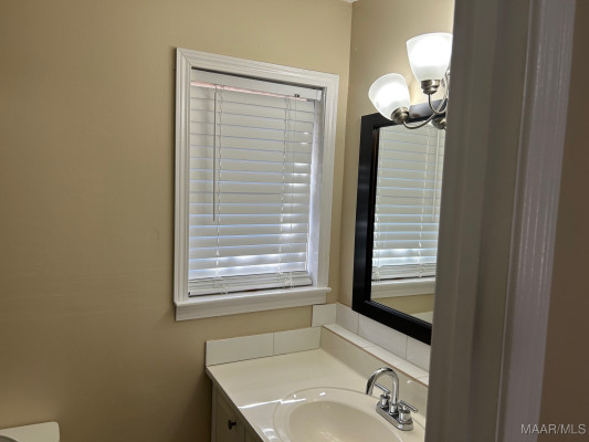 6520 PINEBROOK Drive