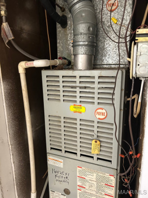 6520 PINEBROOK Drive