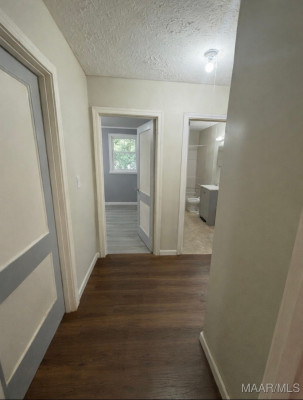 331 W Delano Avenue