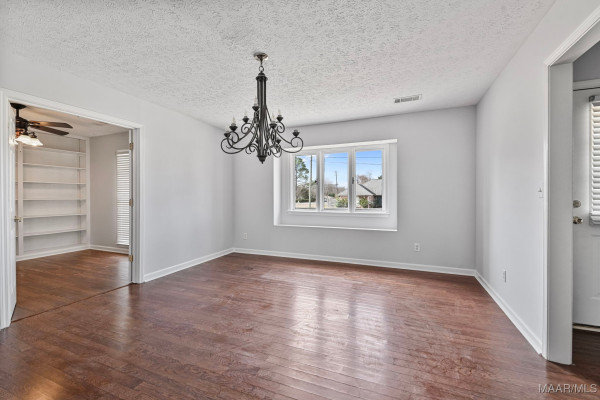 1843 Heatherton Drive