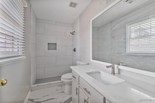 1843 Heatherton Drive