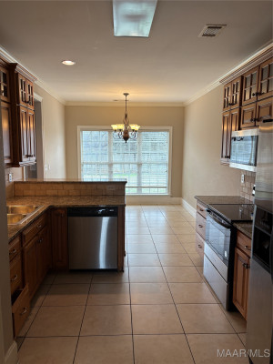 2765 Edinburgh Drive