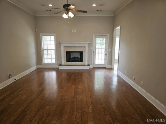 2765 Edinburgh Drive