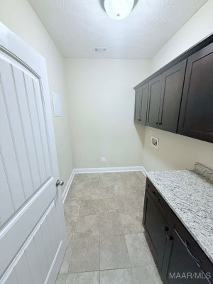 1408 Prairie Oak Drive