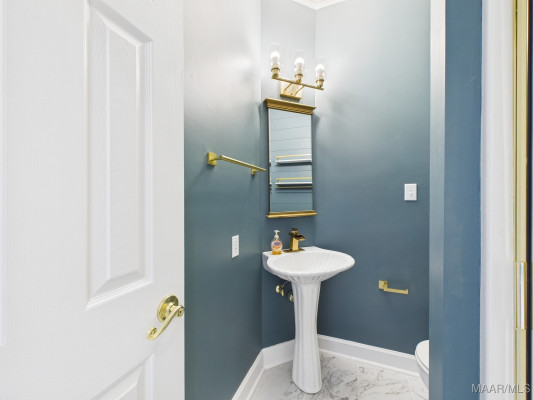 2256 Halcyon Boulevard