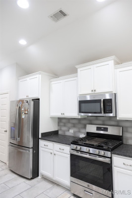 9212 CRESCENT LODGE Circle