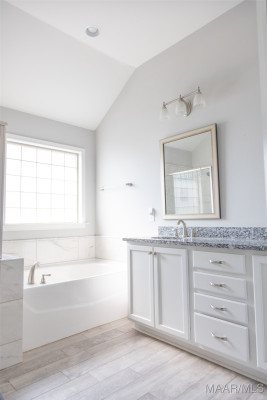 9212 CRESCENT LODGE Circle