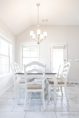 9212 CRESCENT LODGE Circle