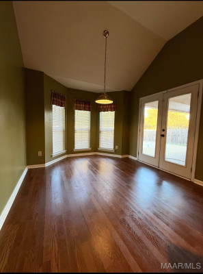 7307 Old Forest Road