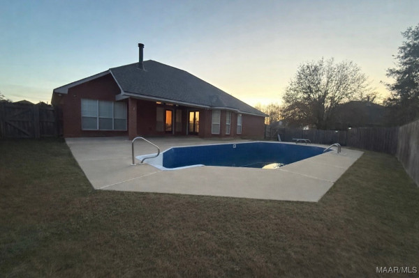 7307 Old Forest Road