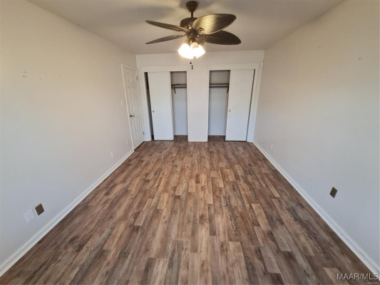 4443 S Slauson Circle