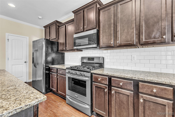 9348 TURNBERRY PARK Drive