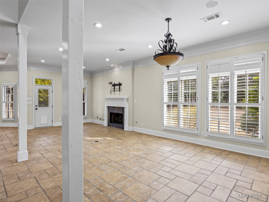 3900 TURNING LEAF Loop