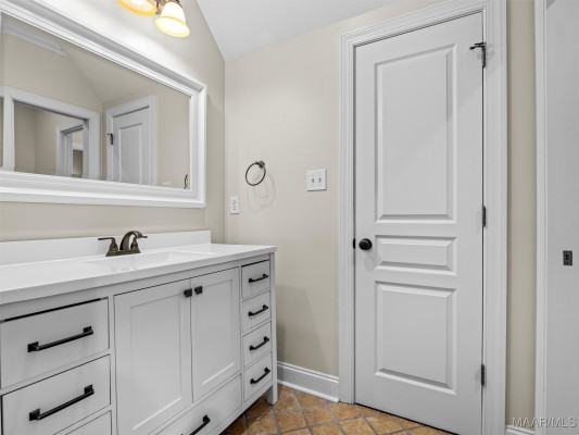 3900 TURNING LEAF Loop