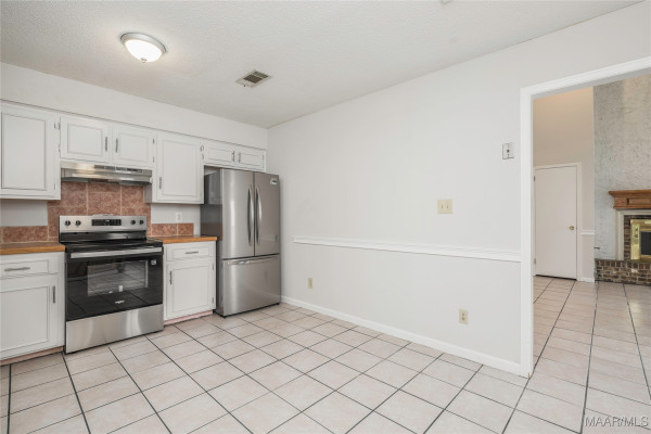 3268 Little John Drive