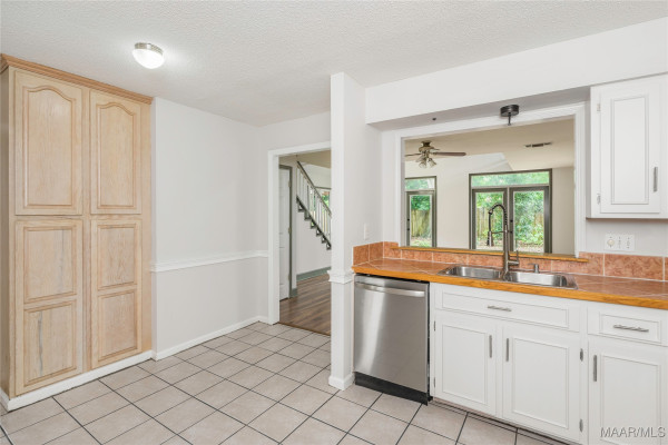 3268 Little John Drive