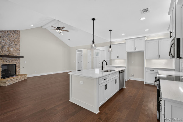 136 Birchwood Lane