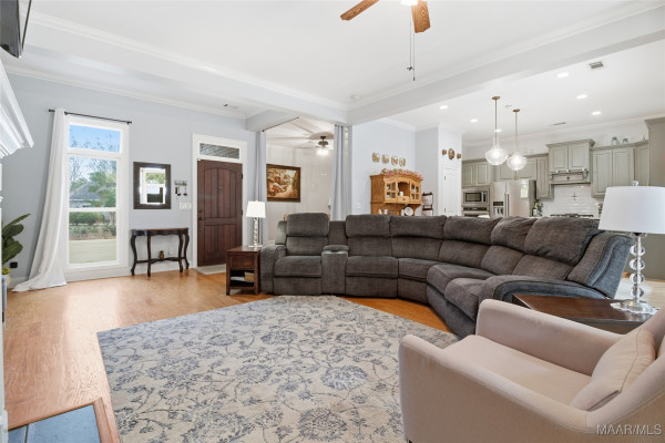 3424 Oak Grove Circle