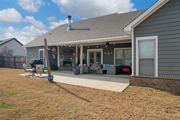 1008 Ridge Point Drive