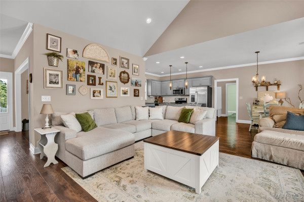 1008 Ridge Point Drive