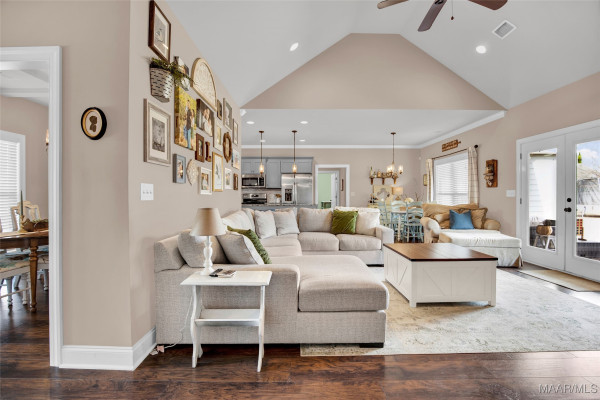 1008 Ridge Point Drive