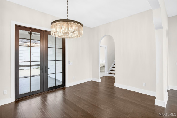 8220 Marylebone High Street