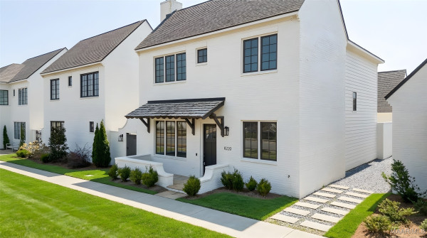 8220 Marylebone High Street