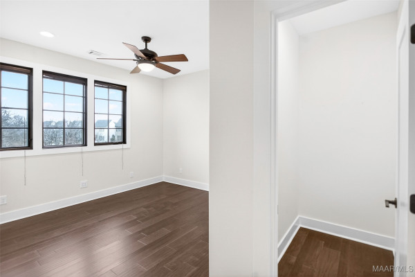 8220 Marylebone High Street