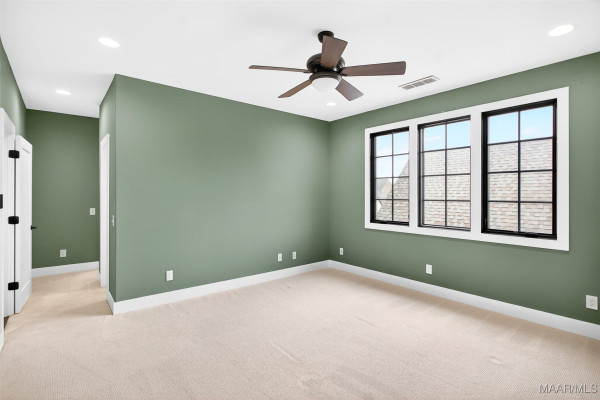 8220 Marylebone High Street