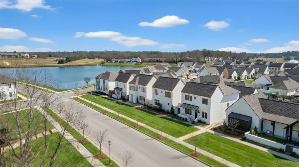 8220 Marylebone High Street