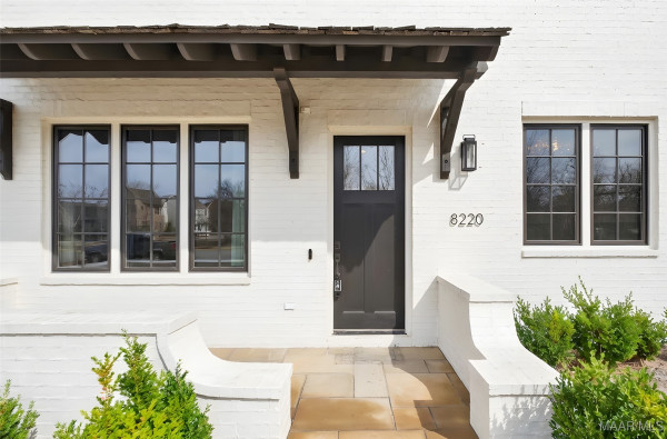 8220 Marylebone High Street