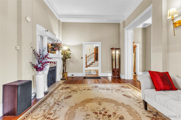 1802 Madison Avenue