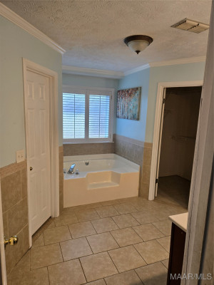 1849 WOODMERE LP Loop